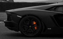  Lamborghini Aventador LP-700-4   